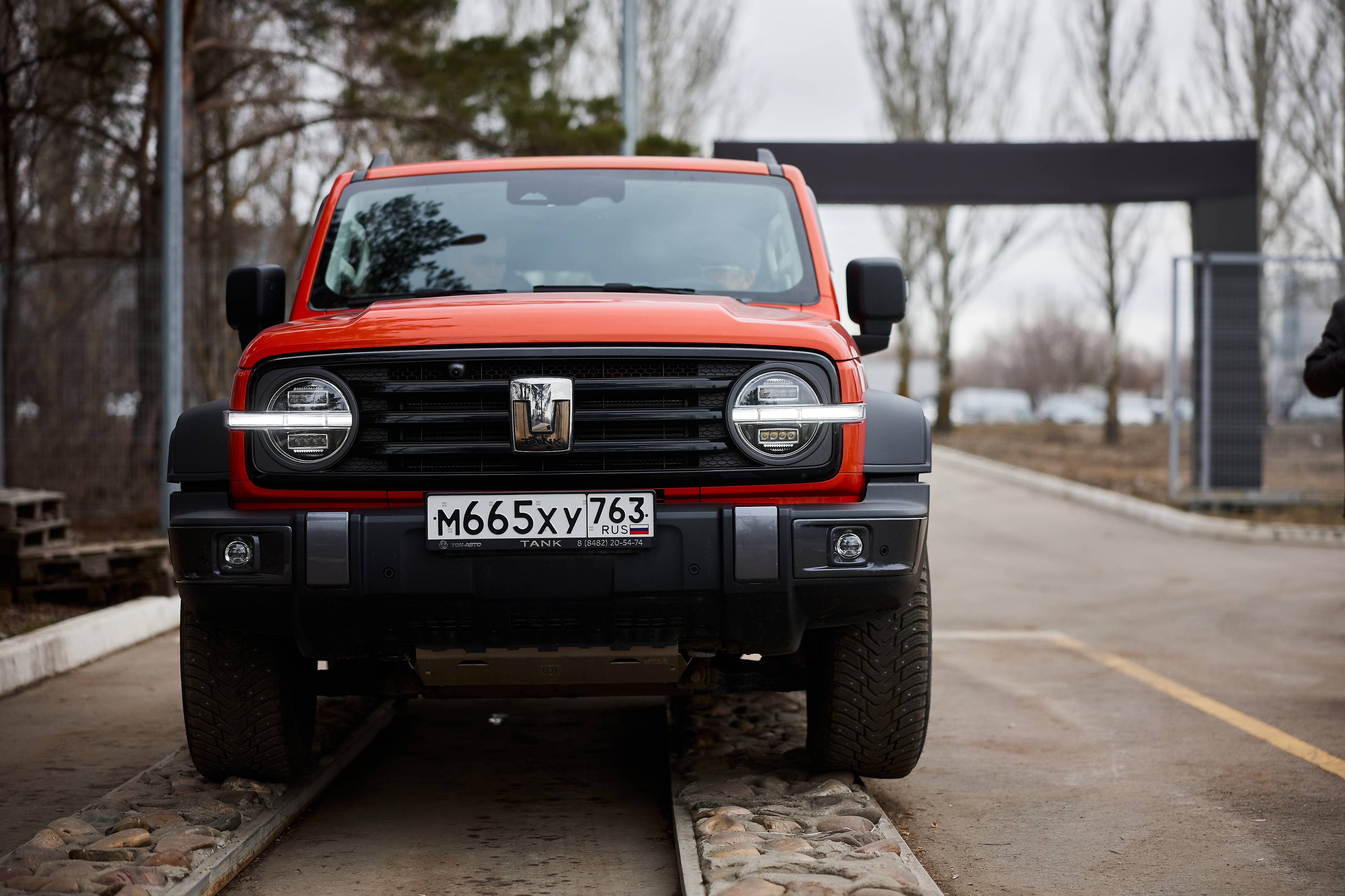 Tank 300 City Adventure 2.0 8AT 4WD