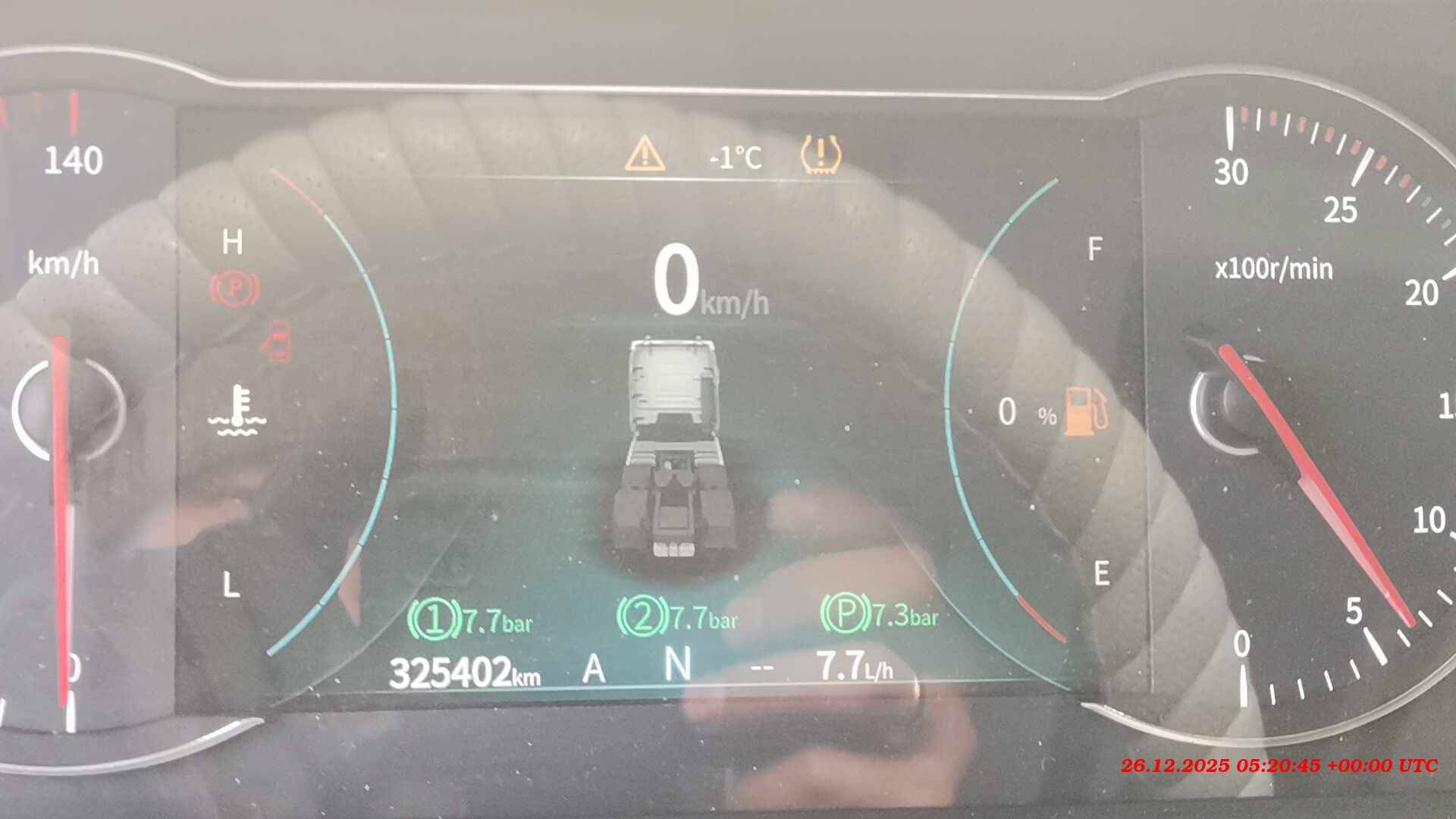 DongFeng GX D111A 4x2,  325 402 км, 2023 года в лизинг