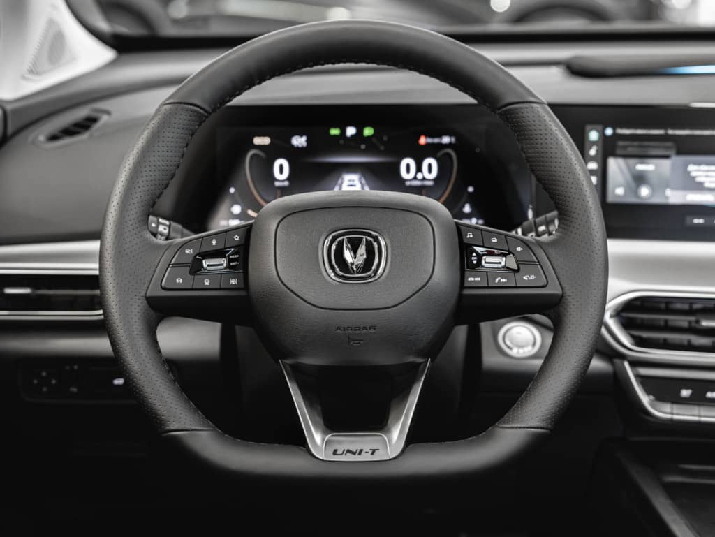 Changan Uni-T Техно 1.5Т АТ