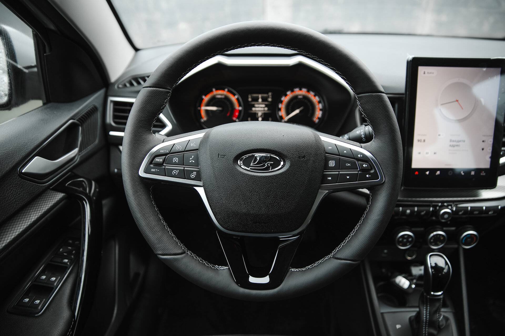 Lada Vesta седан Enjoy 24 1.8 122hp AT