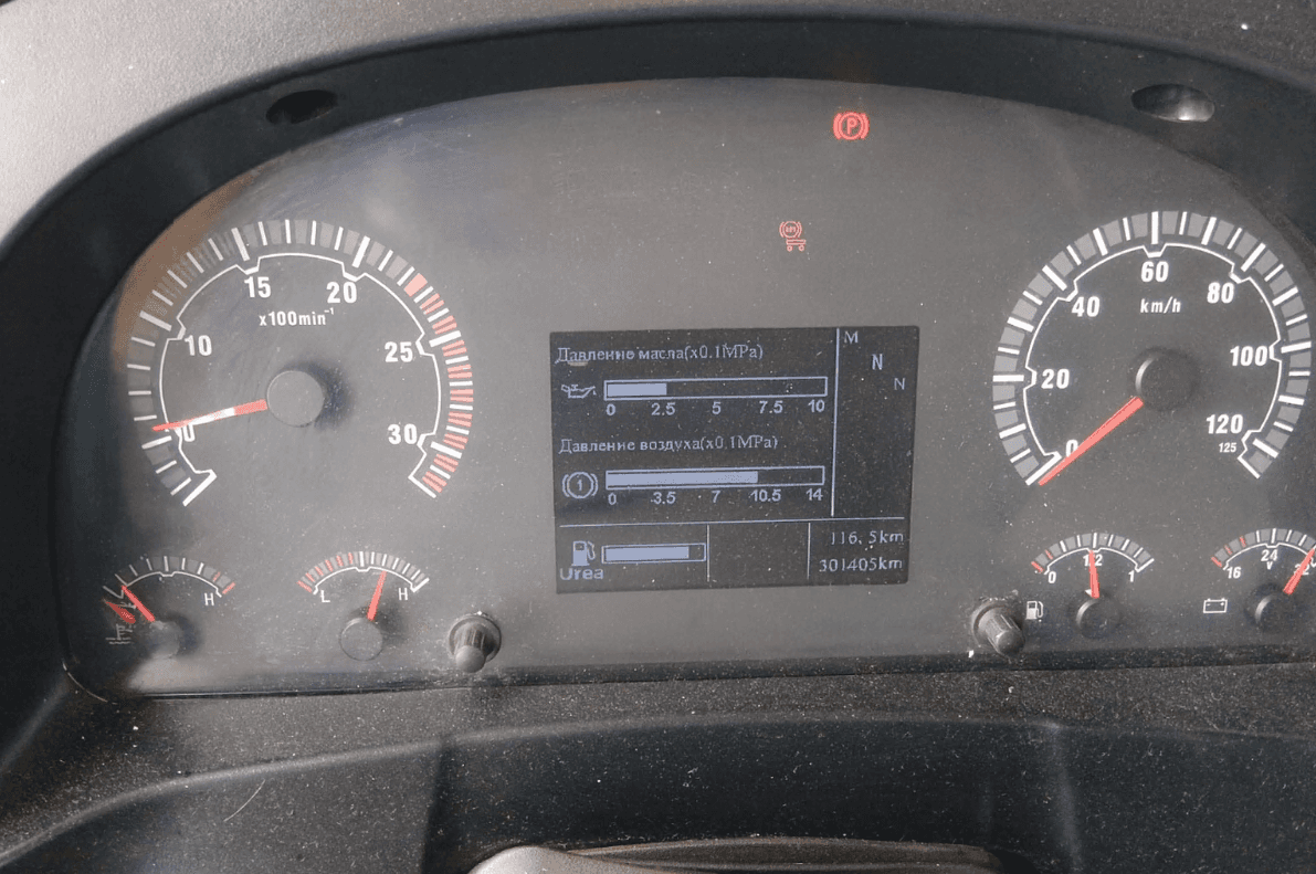 Sitrak ZZ4256V363HE1 6×2,  301 405 км, 2023 года в лизинг