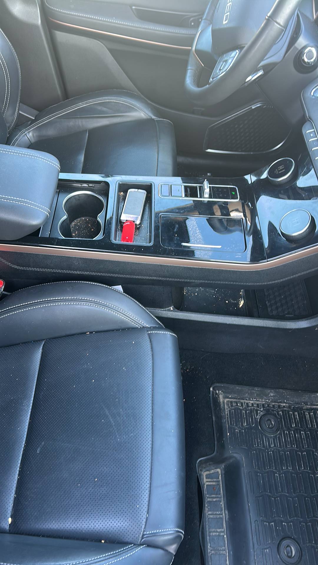 EXEED LX,  30 485 км, 2024 года в лизинг