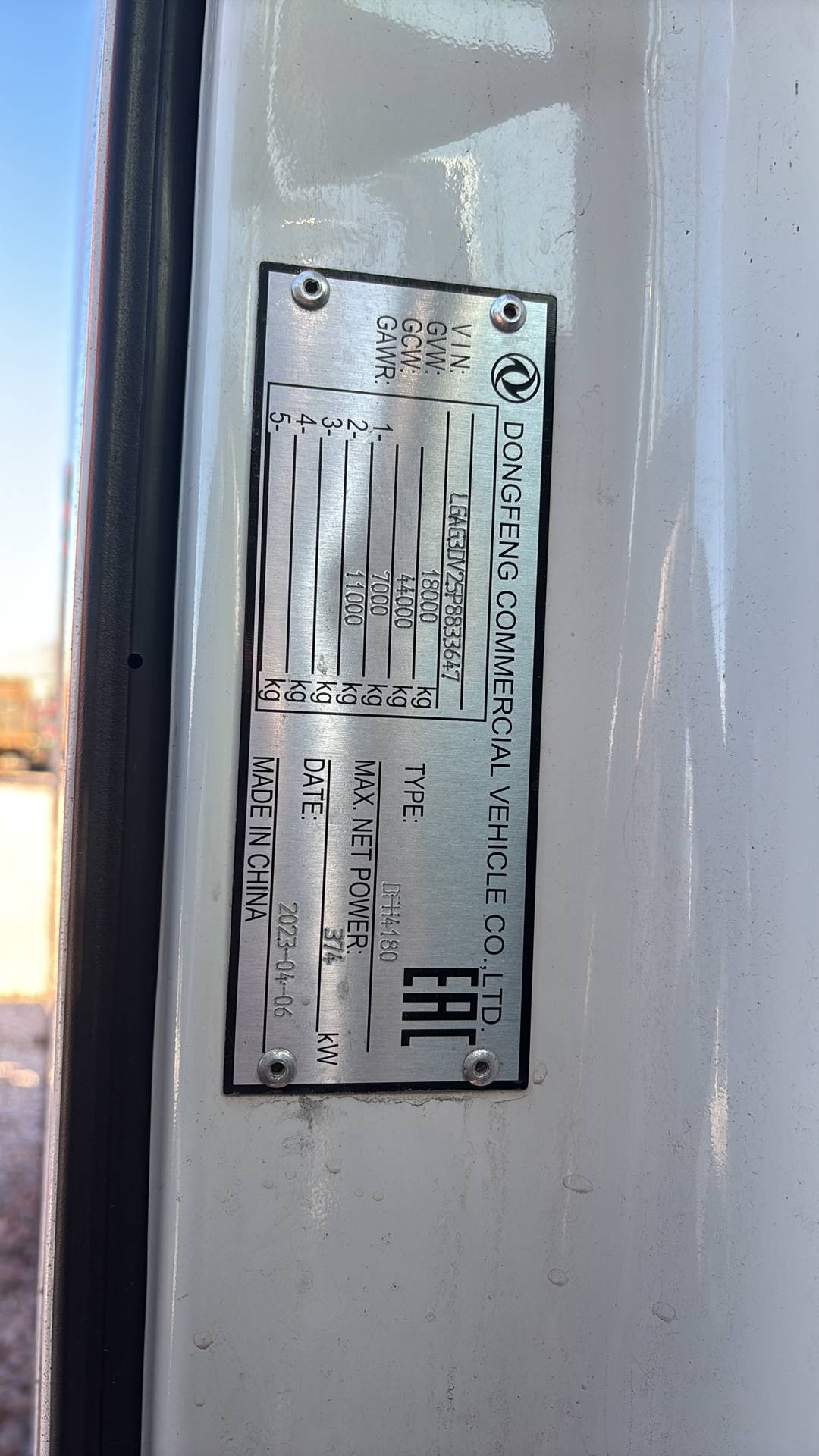 DongFeng DFH4180 4x2,  214 281 км, 2023 года в лизинг