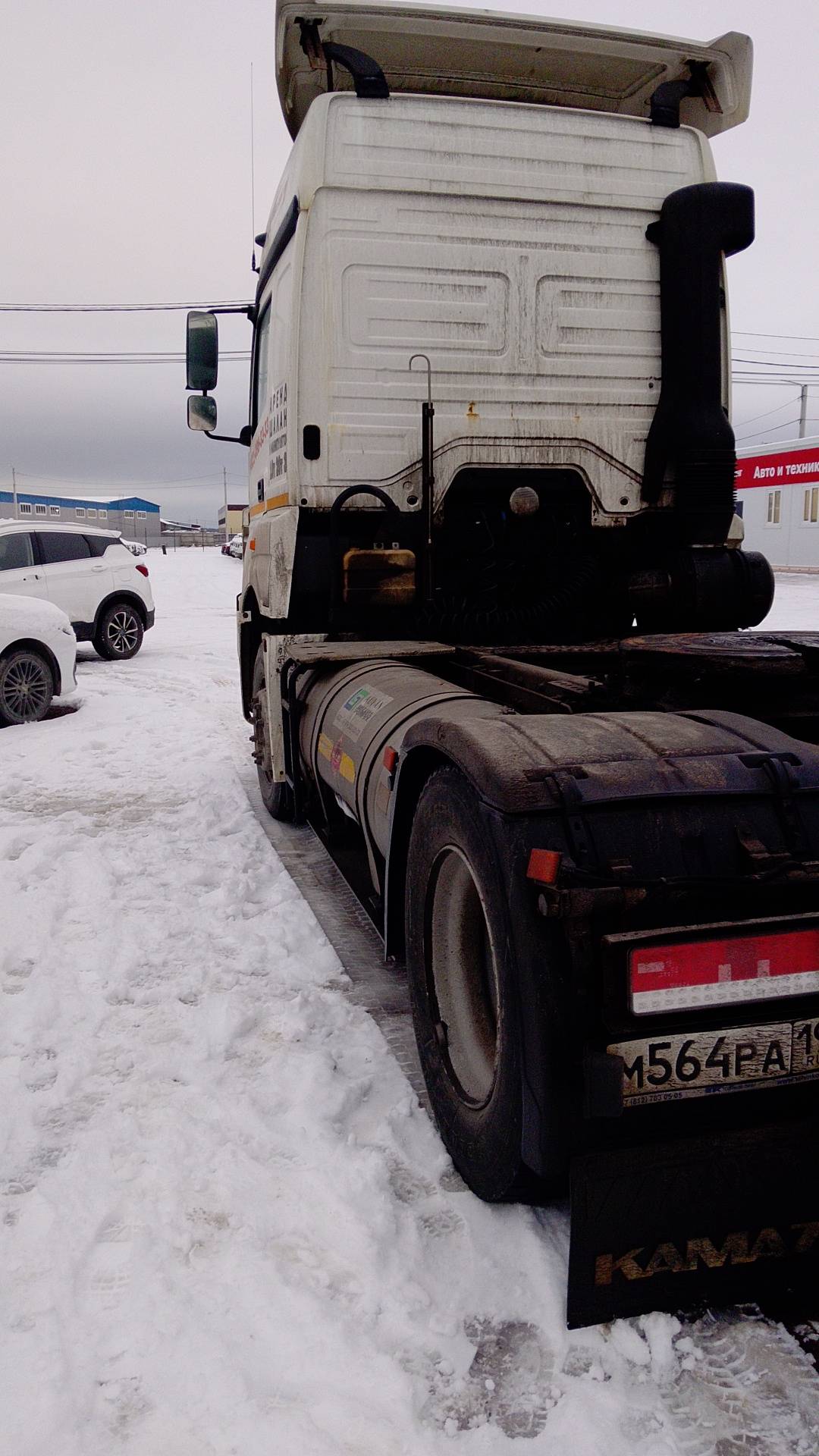 КАМАЗ 5490-5P CNG (M1840),  695 000 км, 2022 года в лизинг