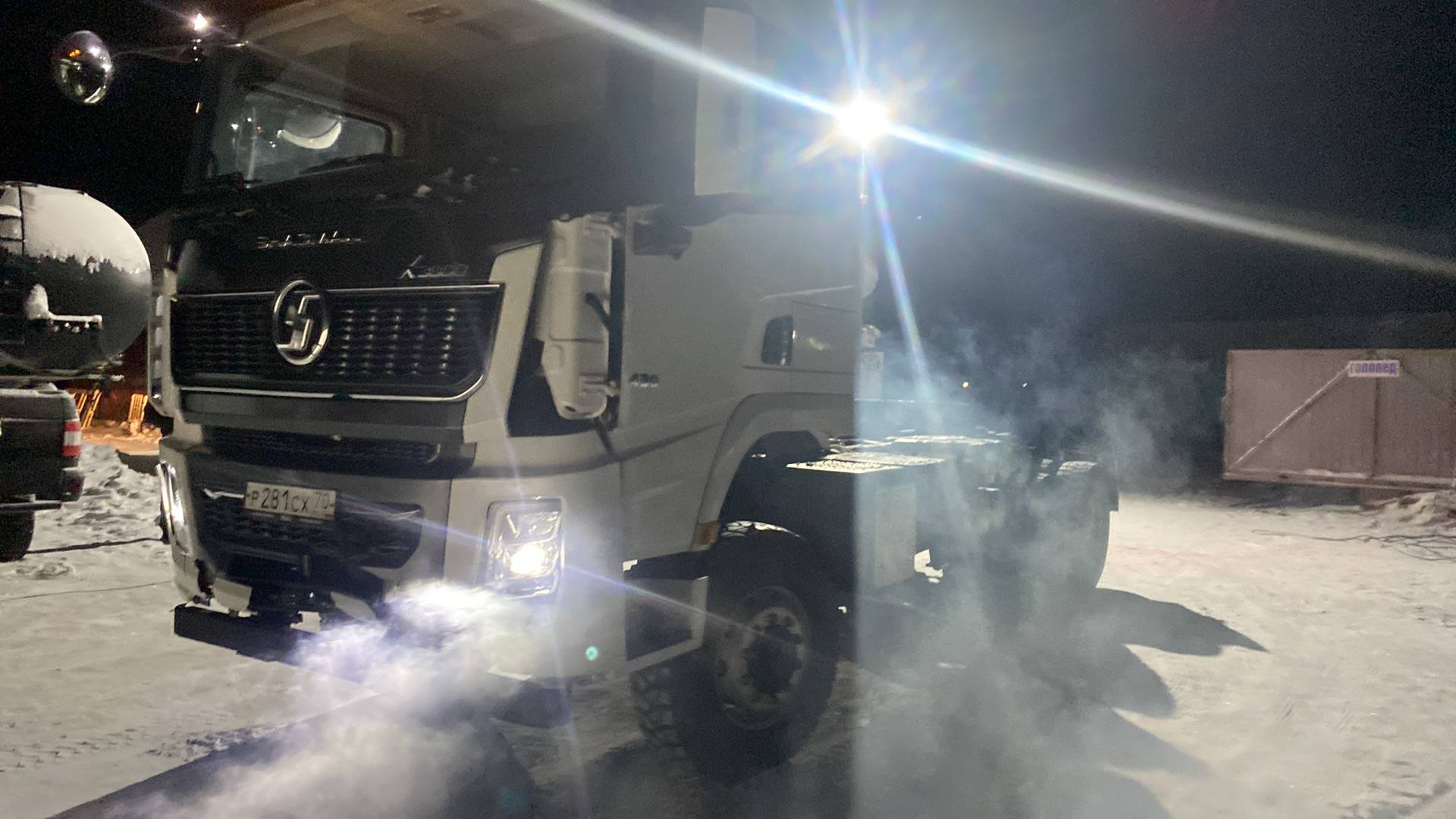 Shacman SX42586V385,  33 830 км, 2023 года в лизинг