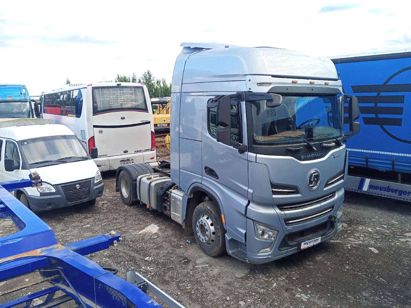 Shacman SX4188YY381