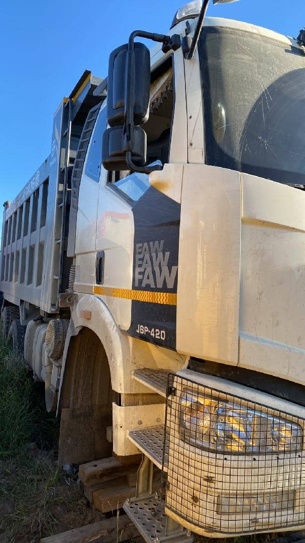 FAW CA3250P66K24L1TE5 6x6,  100 000 км, 2022 года в лизинг