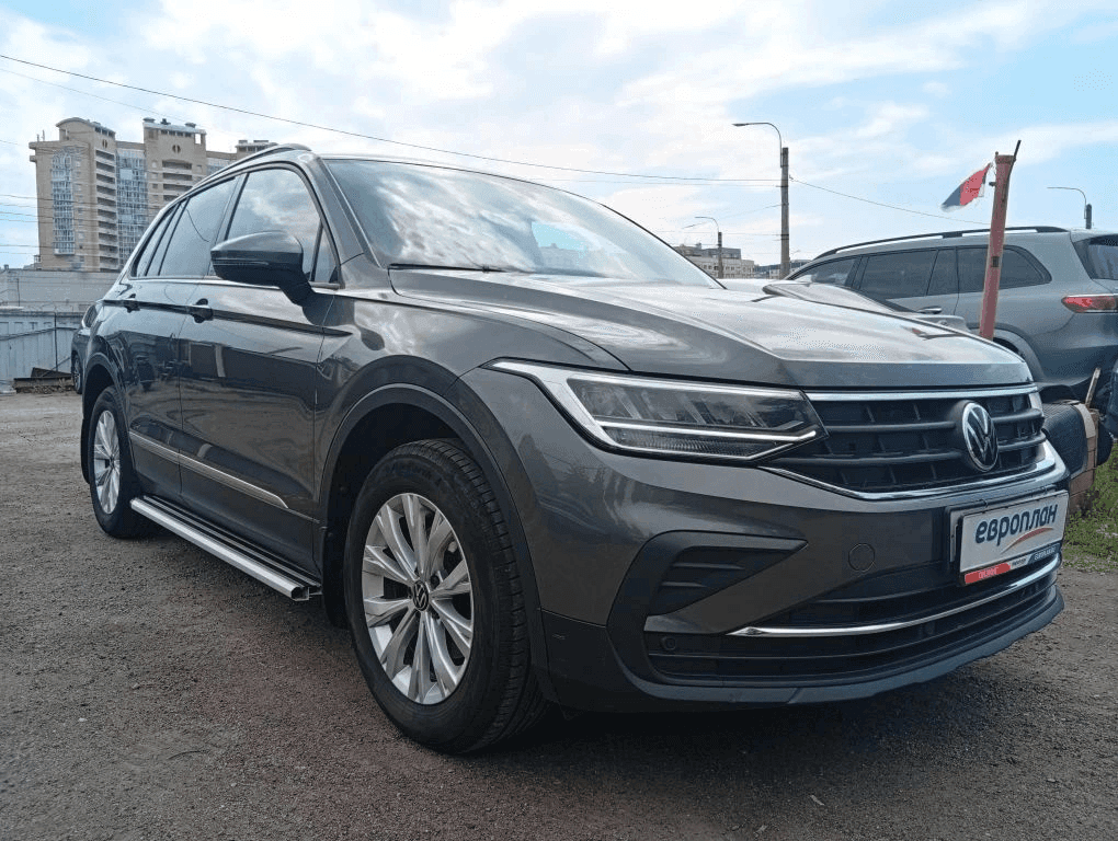Volkswagen Tiguan,  54 900 км, 2021 года в лизинг