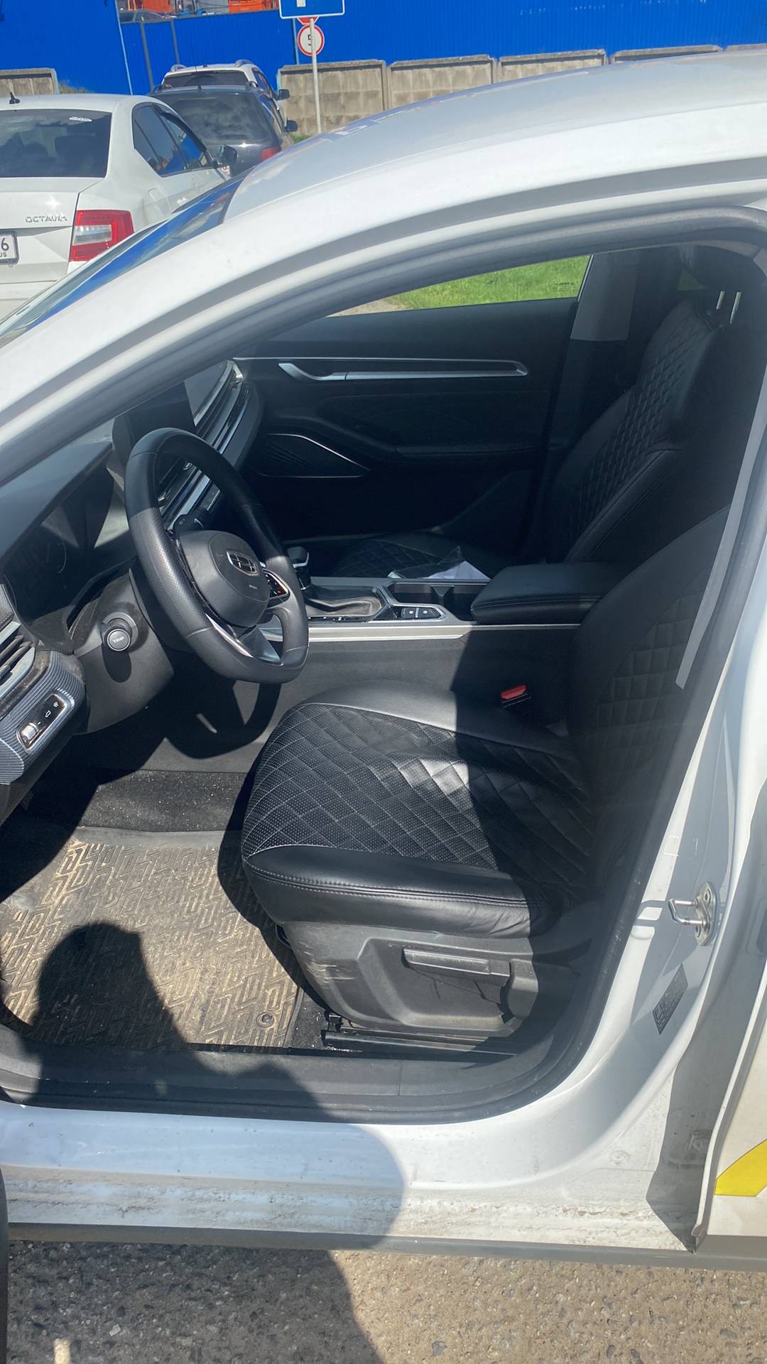 Geely Emgrand,  69 665 км, 2024 года в лизинг