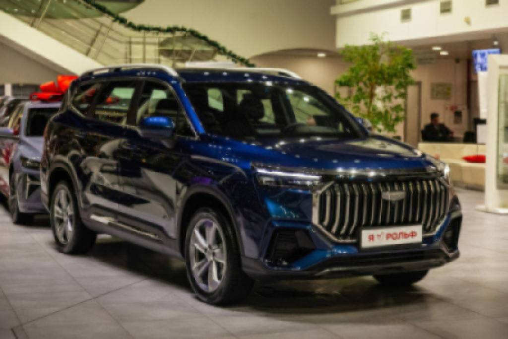 Geely Okavango Flagship 2.0T 7DCT 2WD