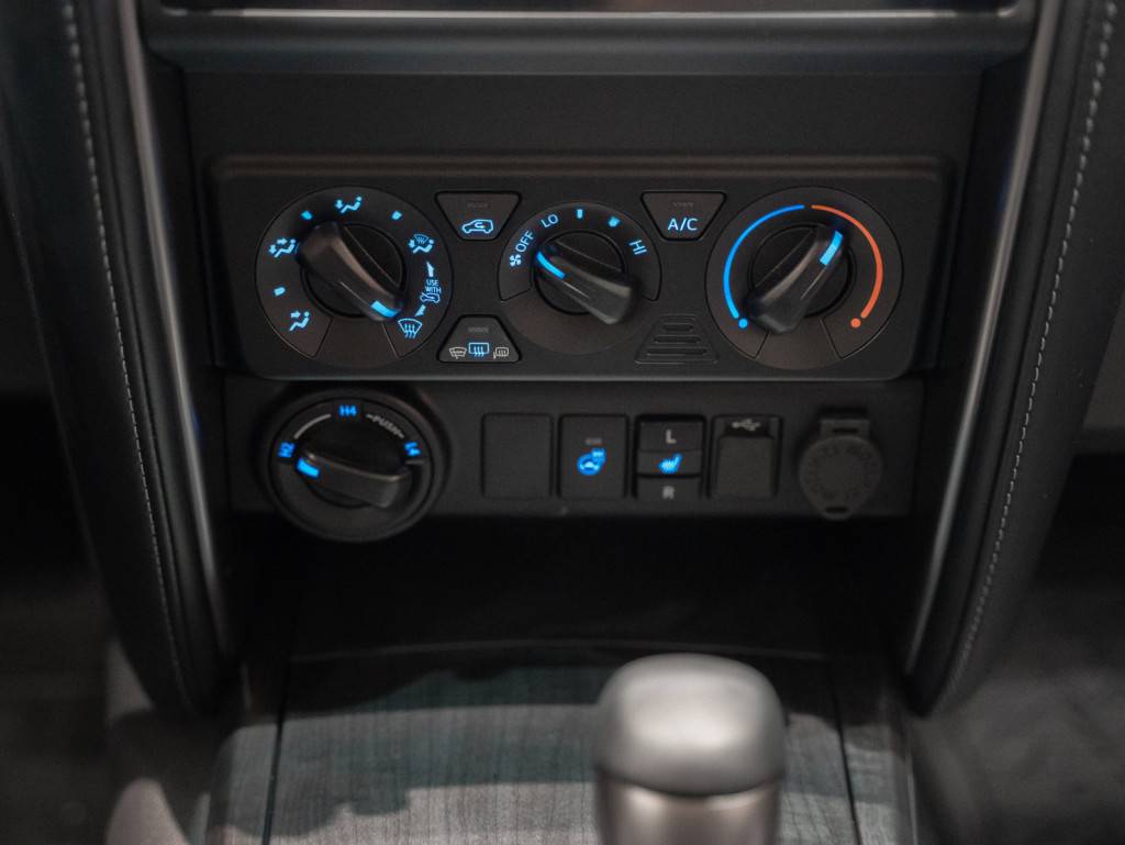 Toyota Fortuner Комфорт 2.7 АКП