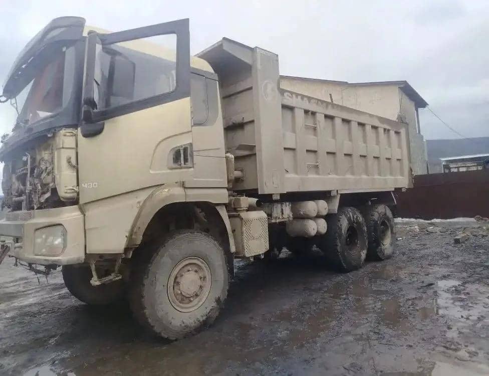 Shacman SX32586V385,  127 133 км, 2022 года
