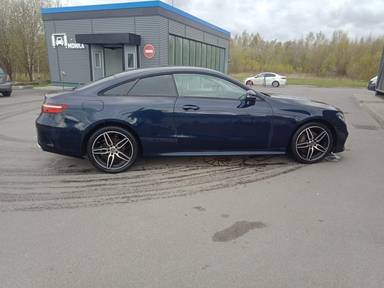 Mercedes-Benz E купе