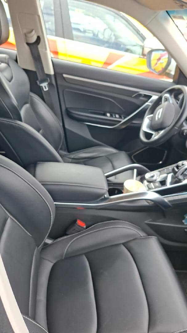 Geely Atlas Pro,  240 000 км, 2023 года в лизинг