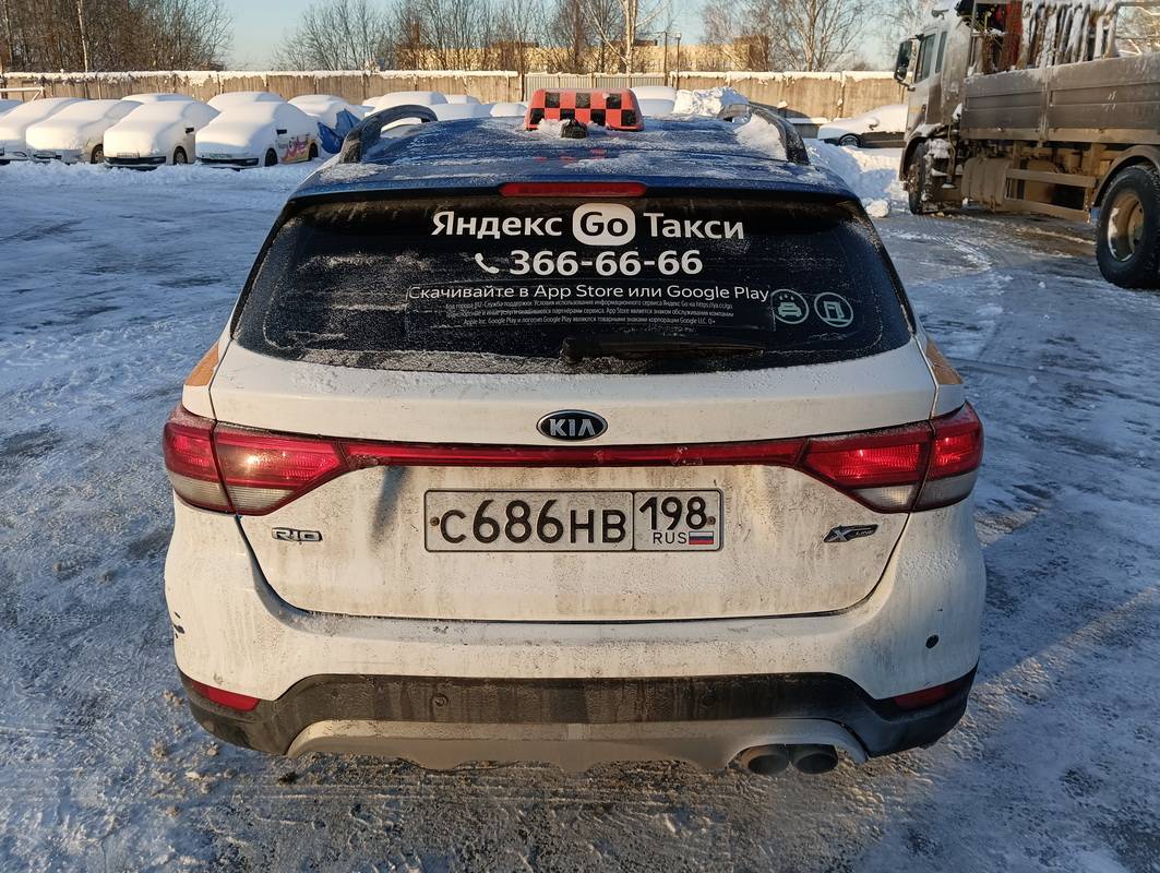 KIA Rio X-Line,  251 112 км, 2019 года в лизинг