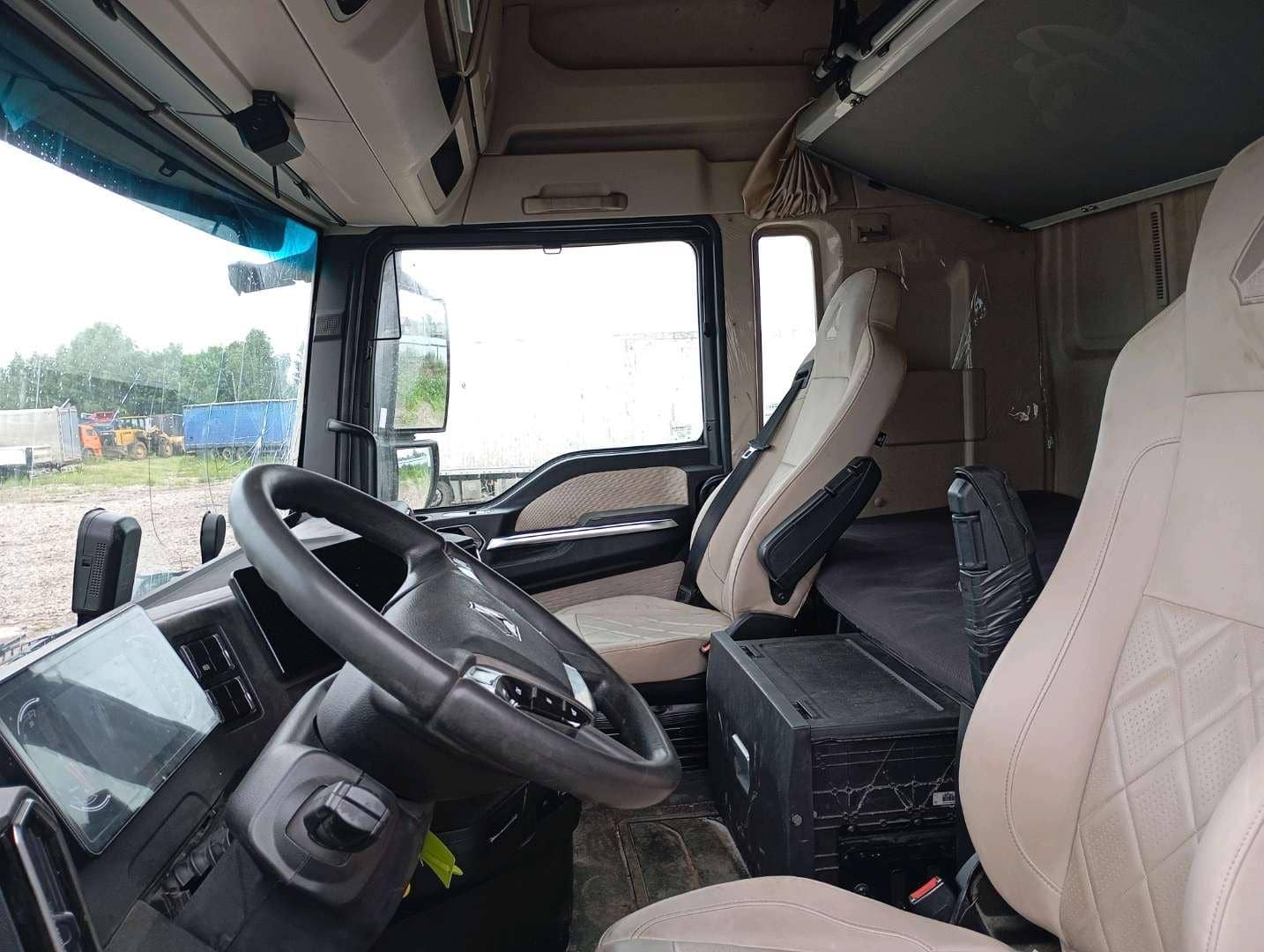 Sitrak C7H MAX ZZ4186V391HE,  600 000 км, 2023 года в лизинг