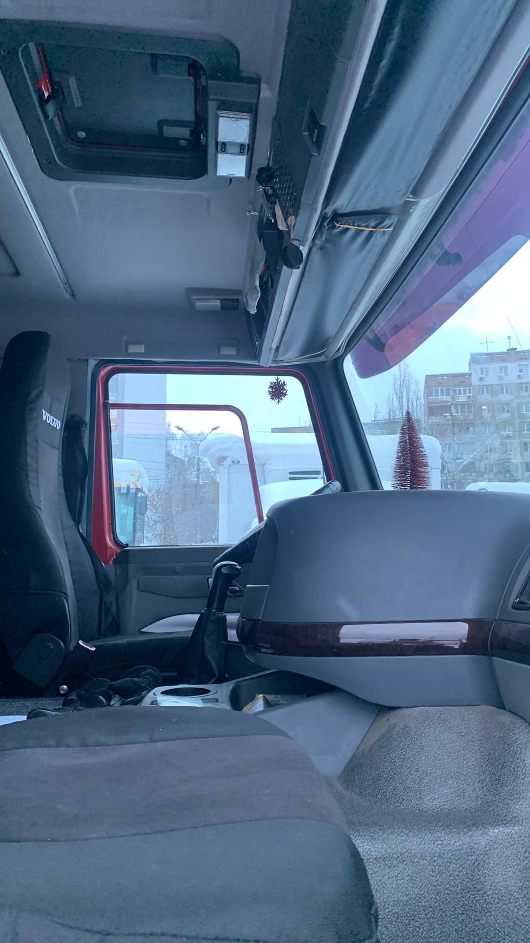 HOWO ZZ3407S3867Е 8х4,  115 107 км, 2022 года