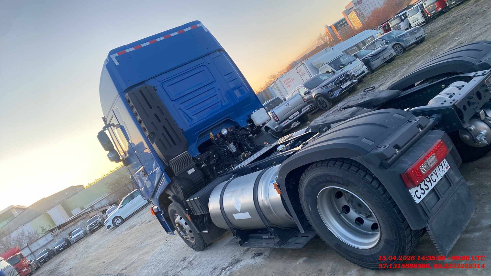 HONGYAN CQ4187HD12381T LNG,  9 433 км, 2024 года в лизинг
