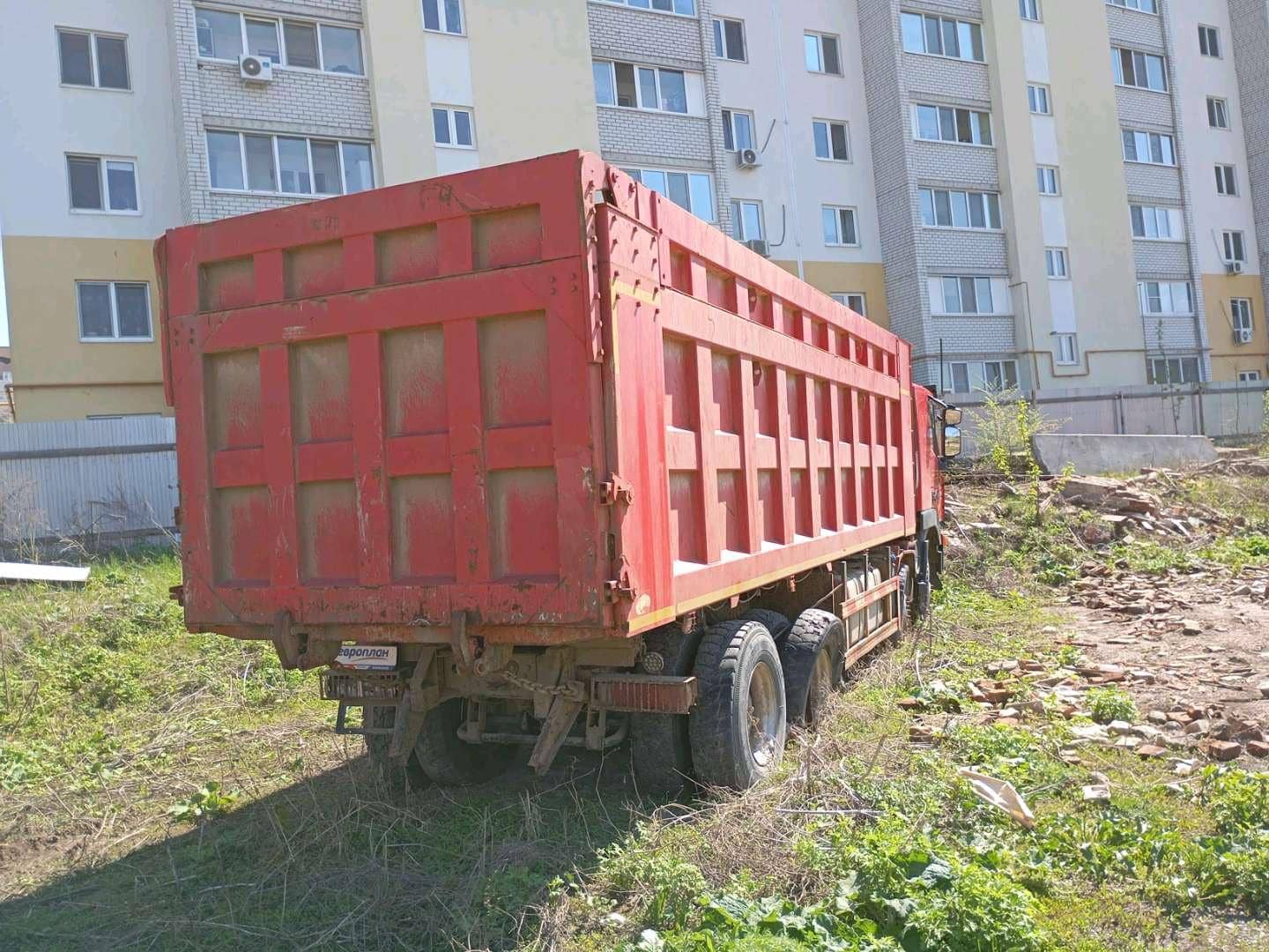 HONGYAN CQ3406HV39D,  205 842 км, 2022 года в лизинг