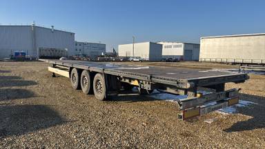 KRONE Шторный SD длиной 16 м.