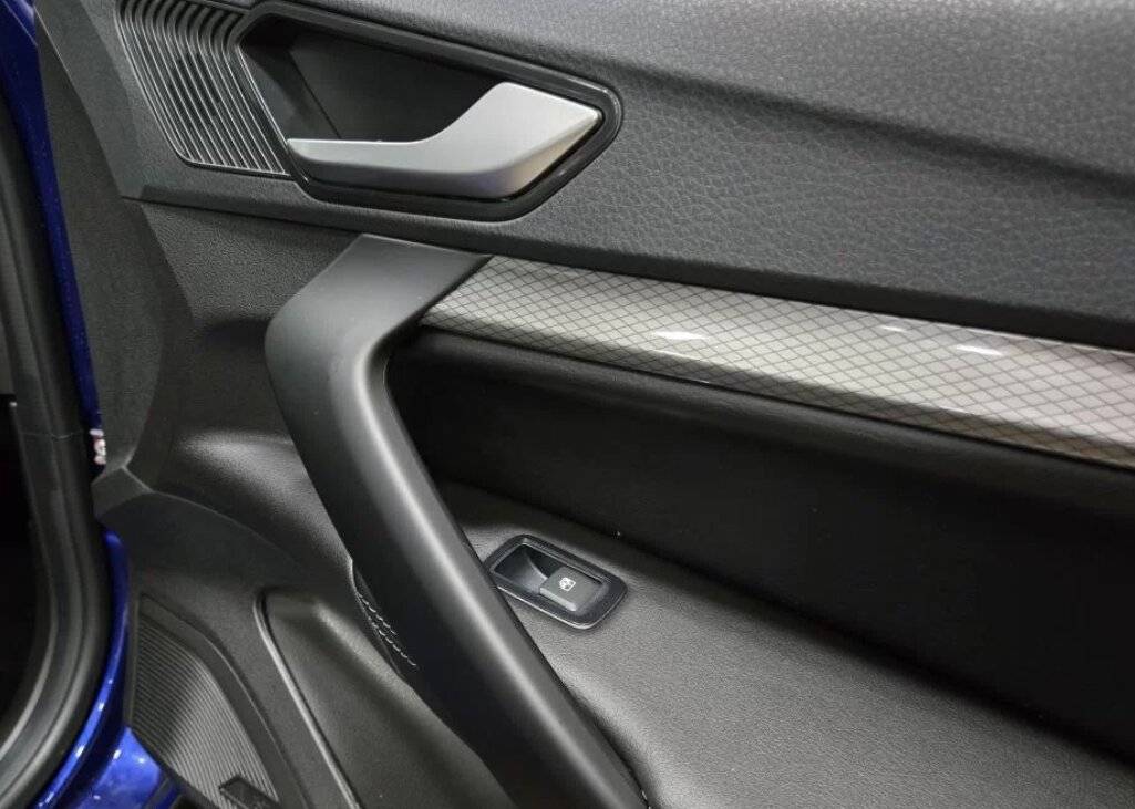 Lada Vesta седан Life 24 1.6 106hp AT