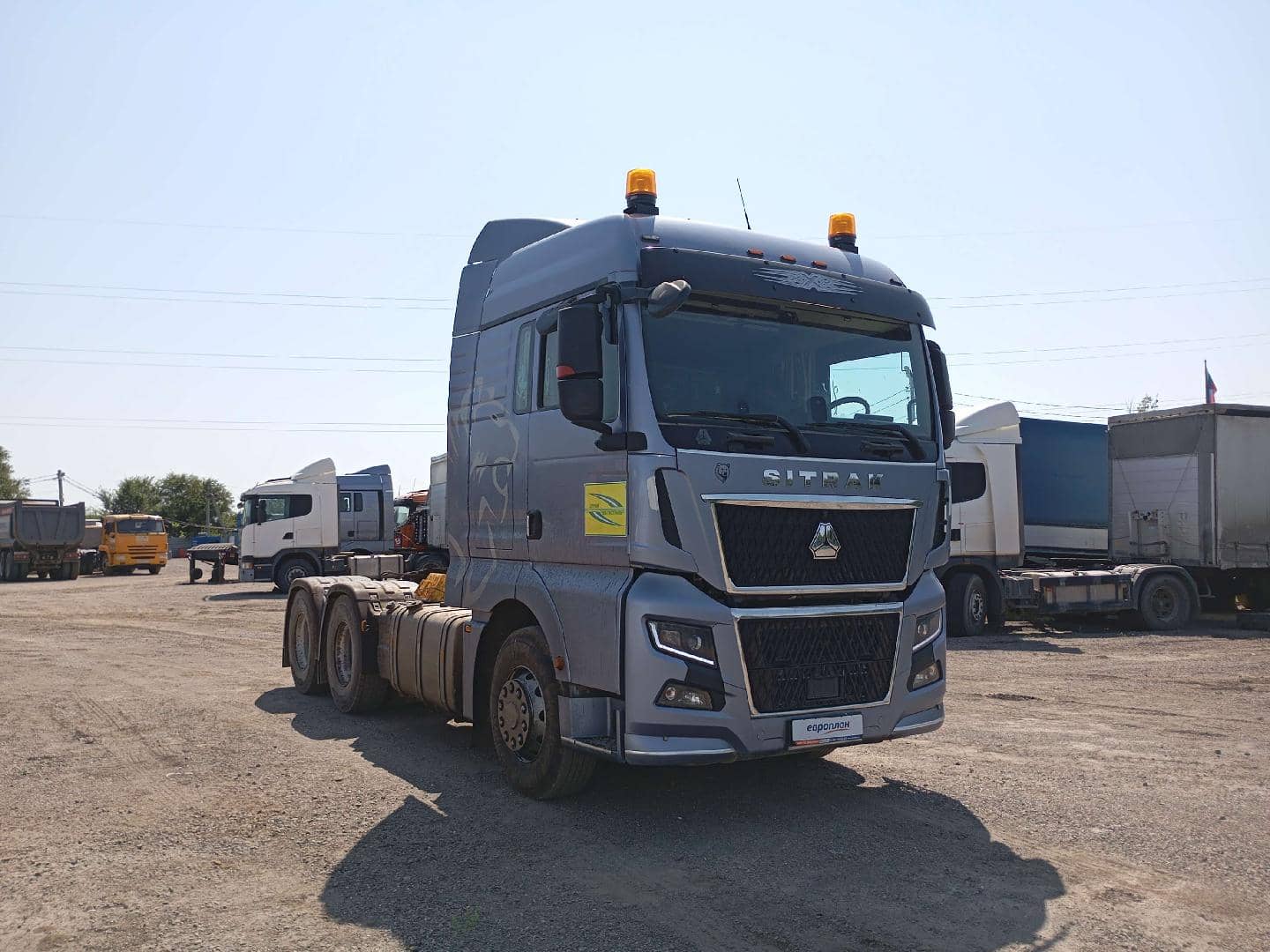 Sitrak С7Н MAX 6×4 ZZ4256V364HE,  165 716 км, 2023 года в лизинг