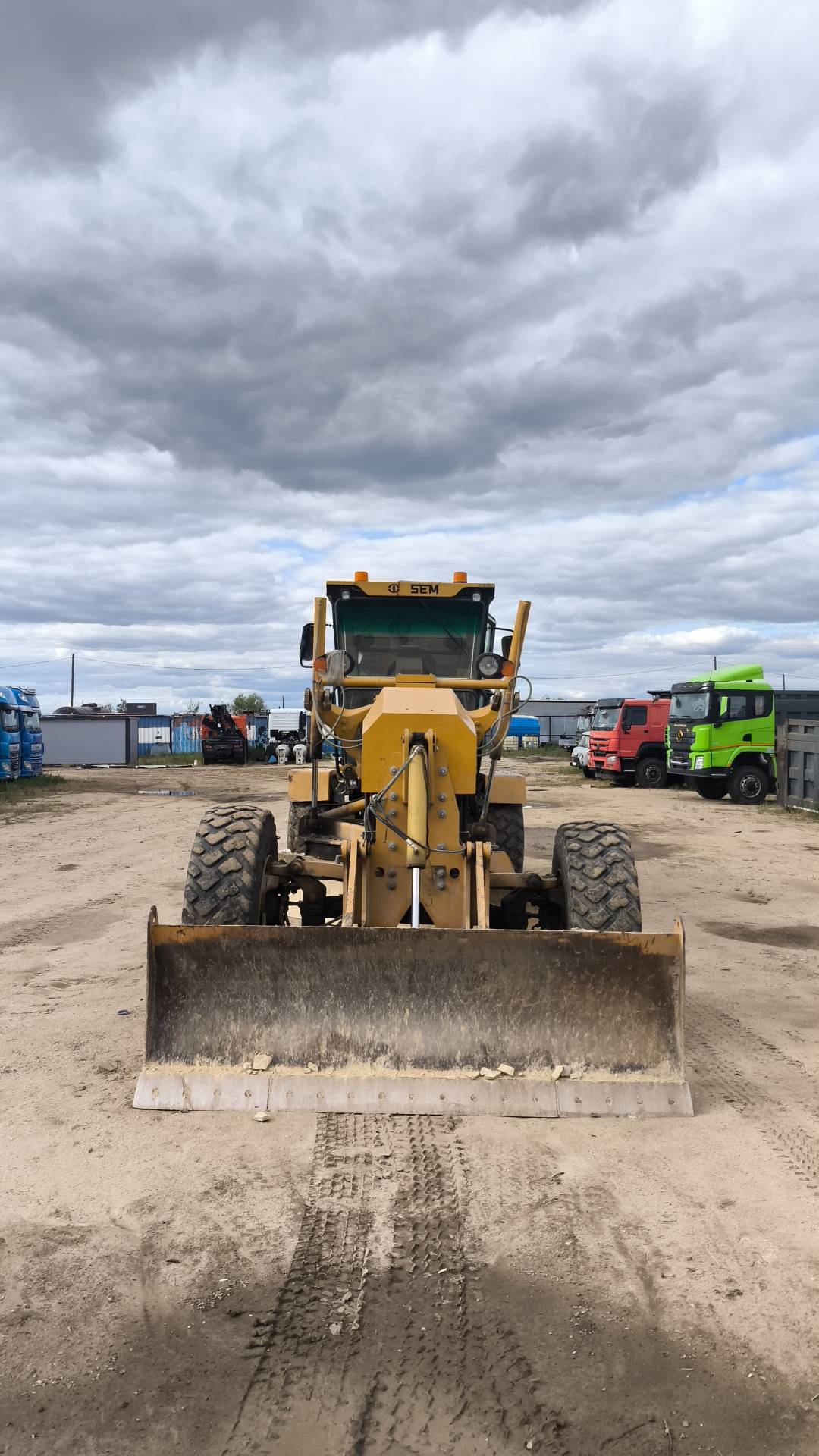 SEM 922 AWD, 2019 года в лизинг