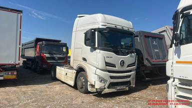 Shacman SX4188YY381