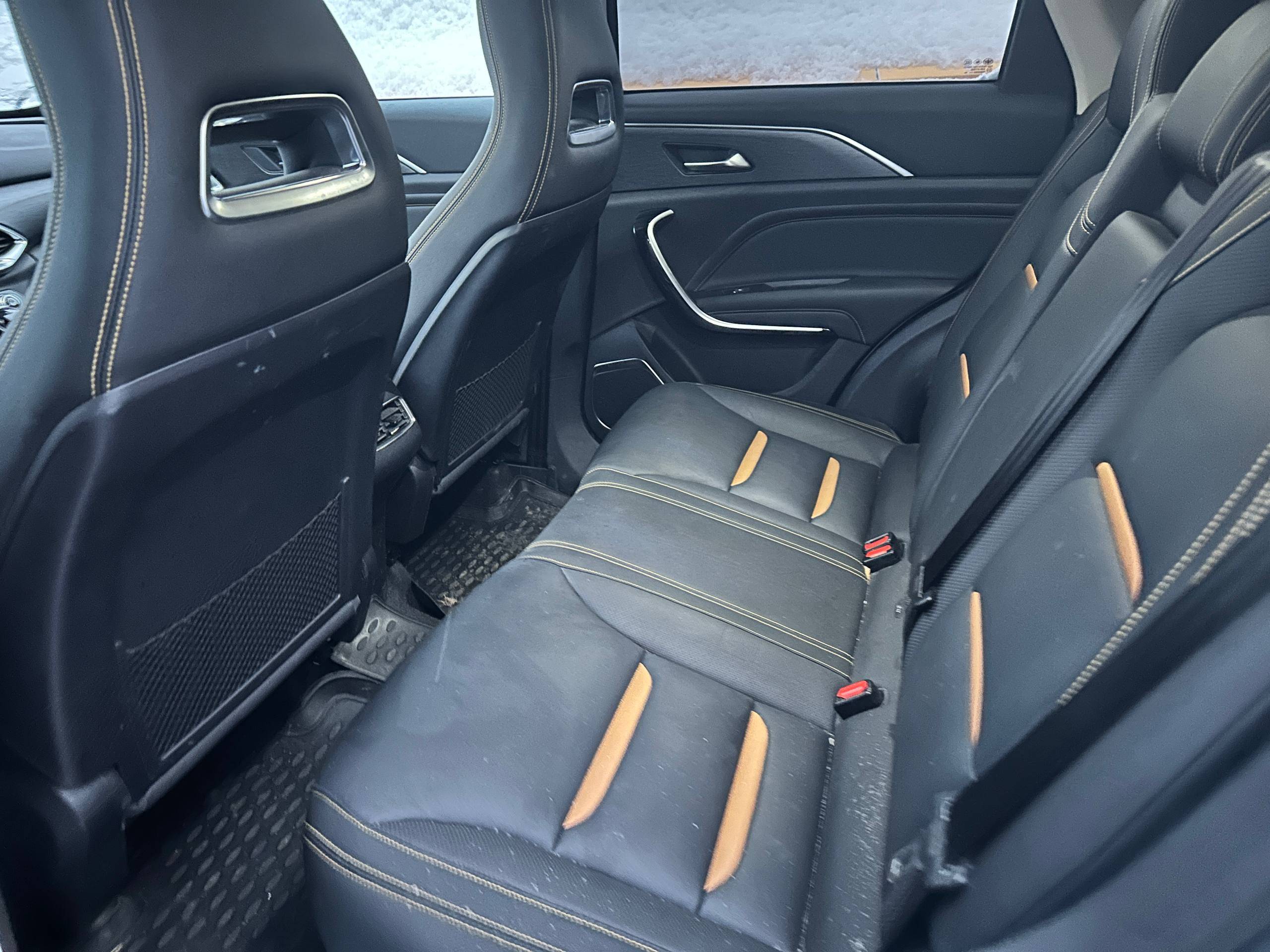 FAW Bestune T77,  44 371 км, 2023 года в лизинг