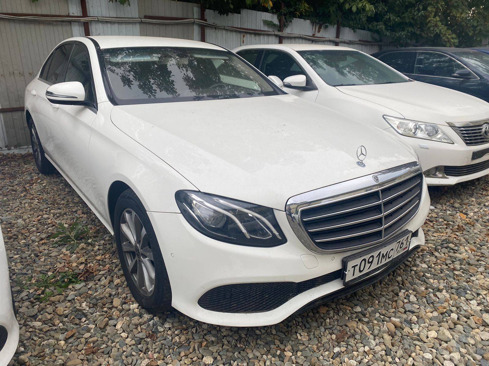 Mercedes-Benz E седан,  255 429 км, 2018 года в лизинг