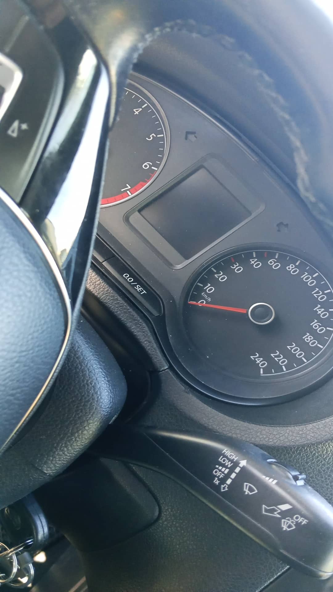 Volkswagen Polo,  329 236 км, 2018 года в лизинг