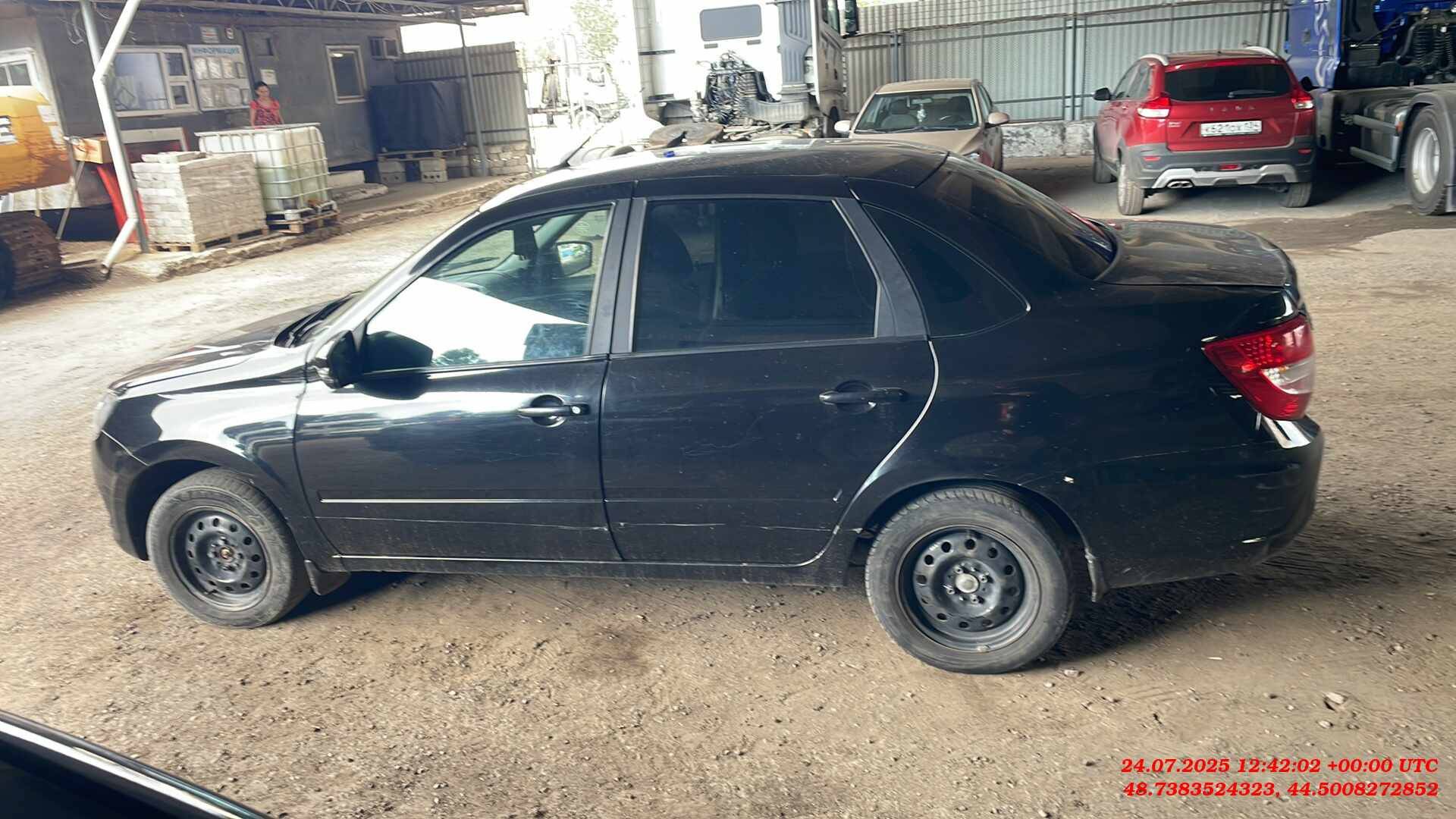 Lada Granta седан,  186 709 км, 2023 года в лизинг