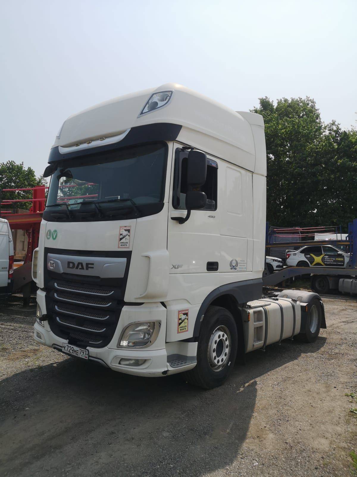DAF XF 450 FT 4x2 (Space Cab)
