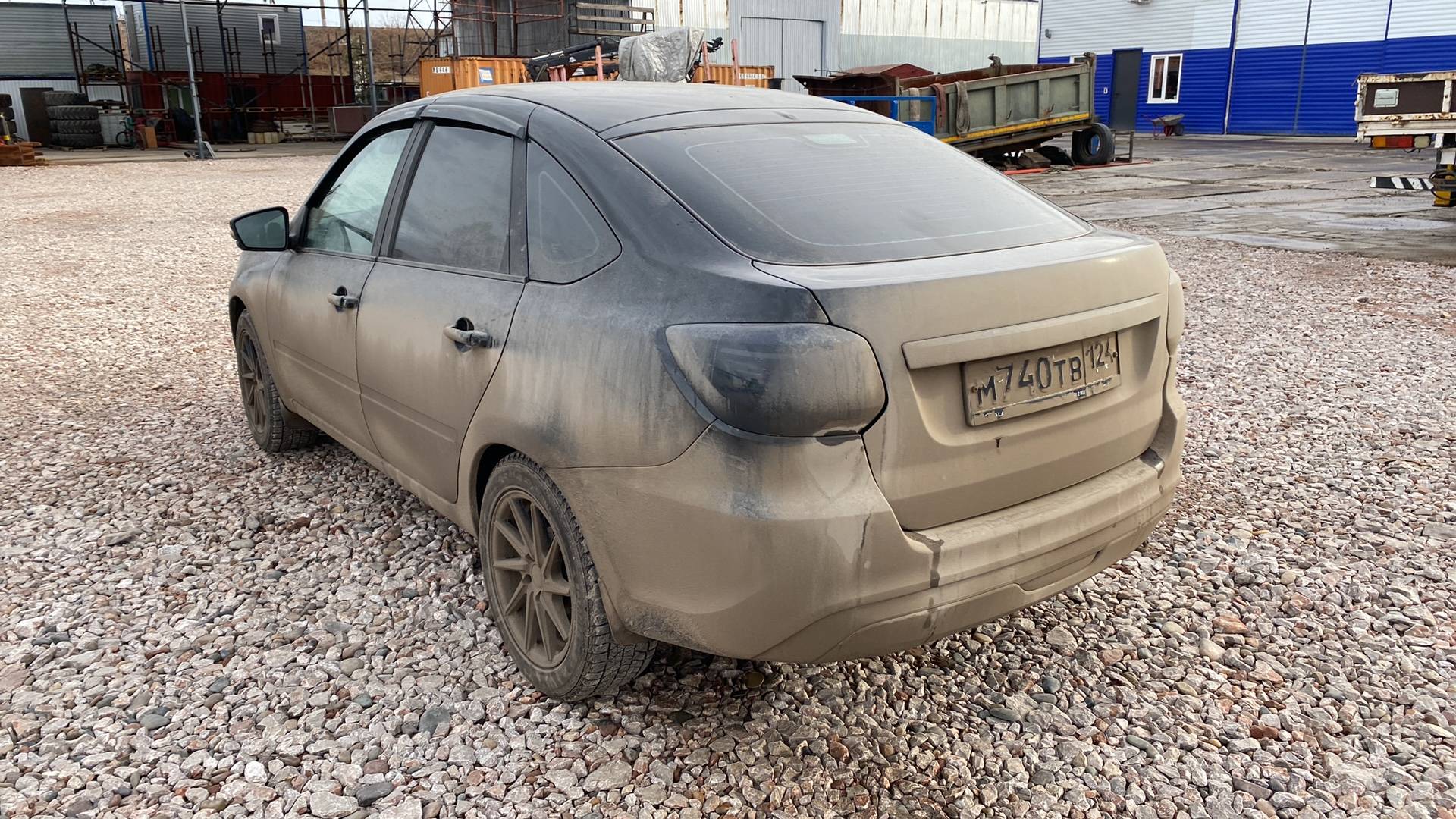 Lada Granta лифтбек,  211 818 км, 2023 года в лизинг