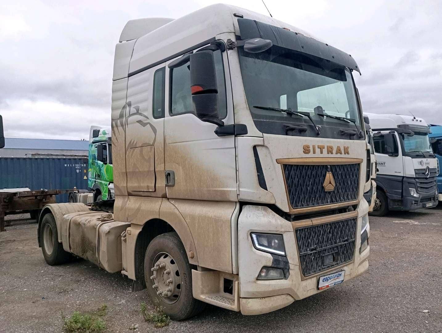 Sitrak C7H MAX ZZ4186V391HE,  240 000 км, 2023 года в лизинг