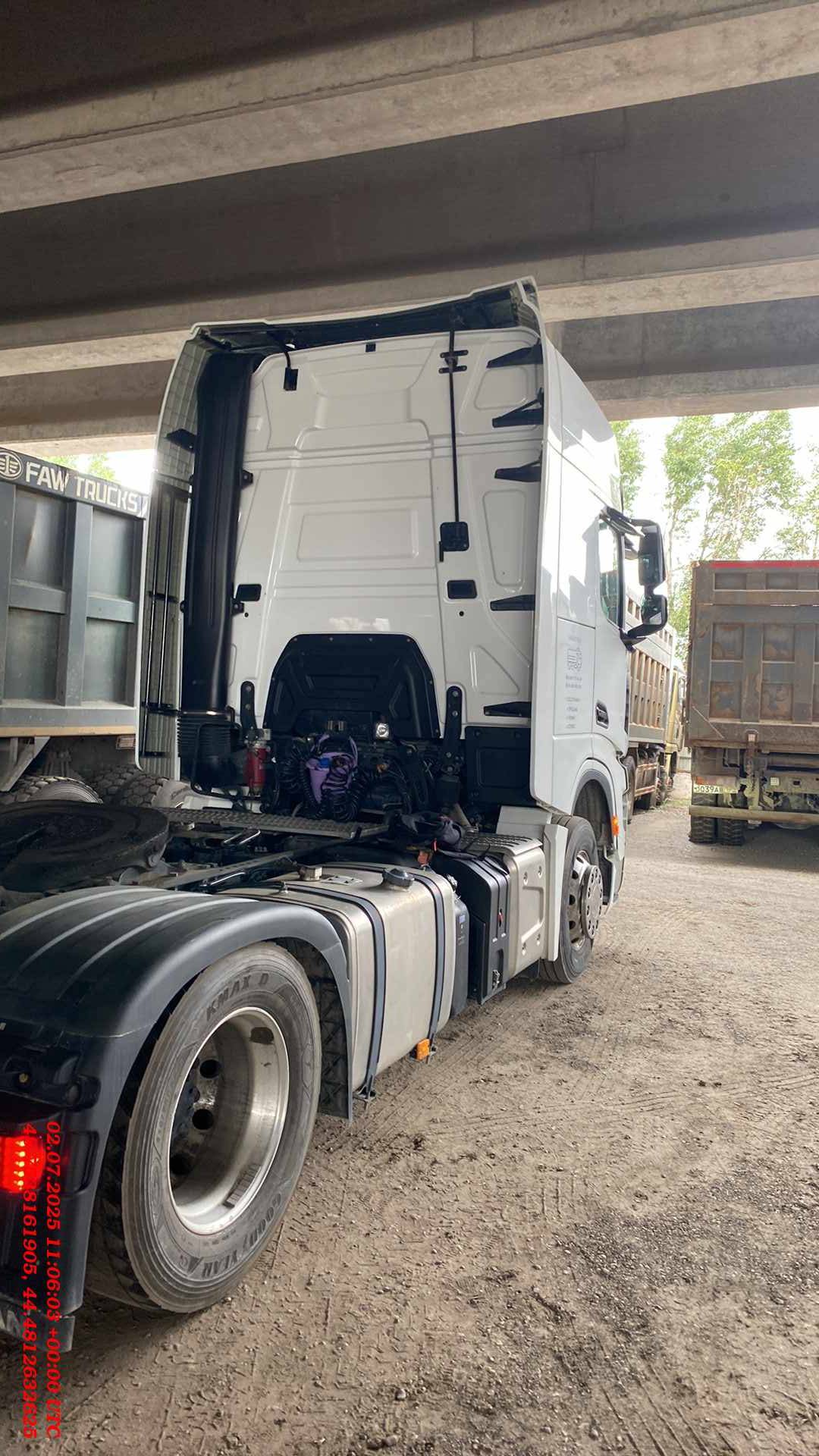 Shacman SX4188YY381,  137 516 км, 2024 года в лизинг