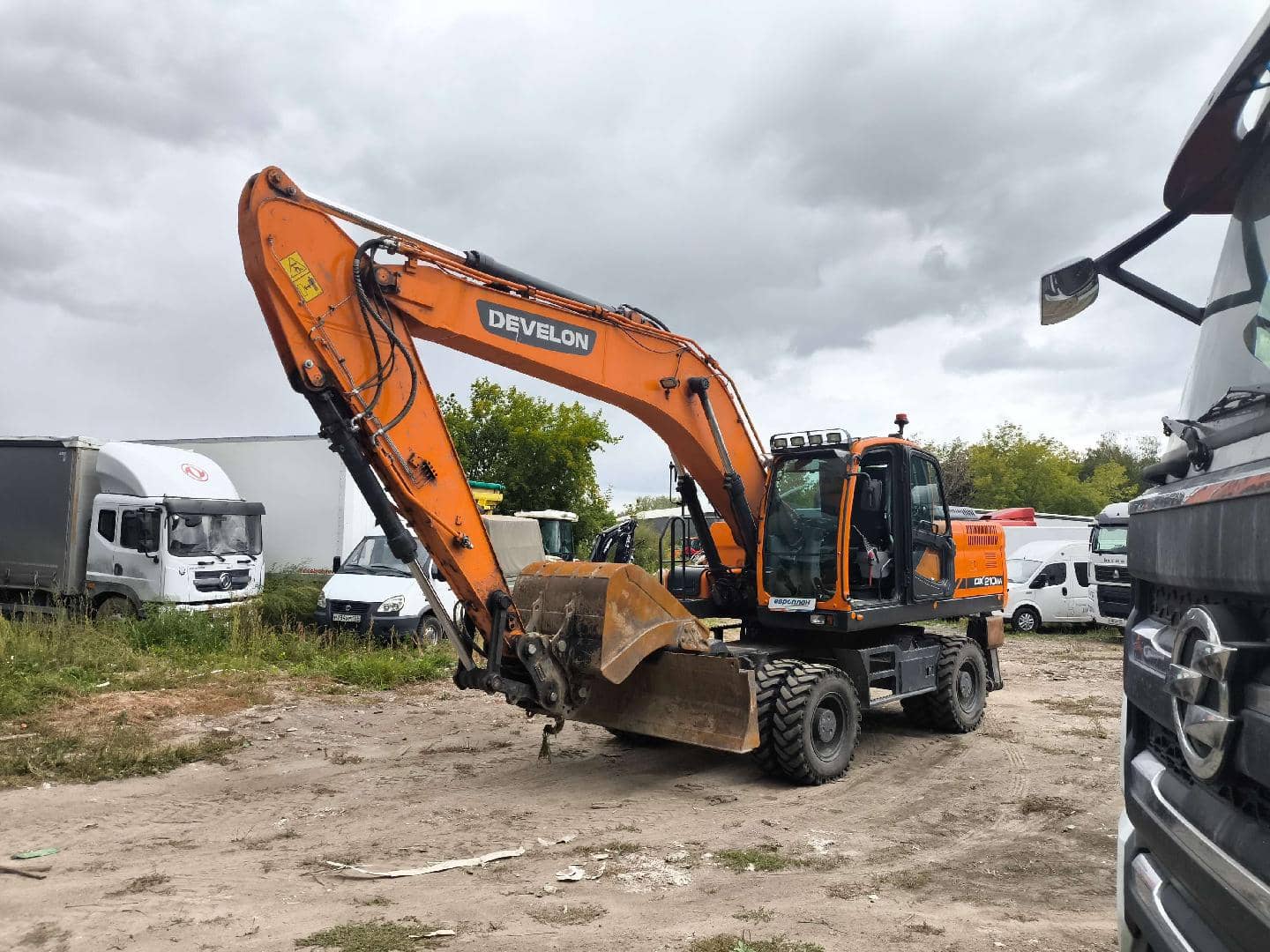 DOOSAN/DEVELON DX210WA