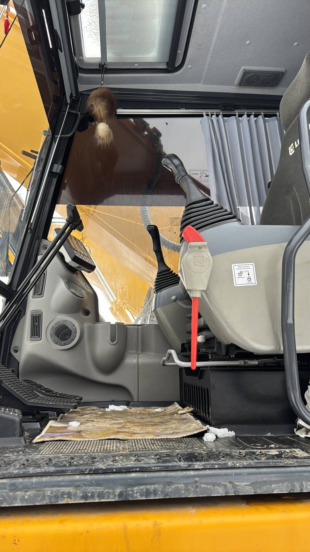 LiuGong CLG933E, 2023 года в лизинг