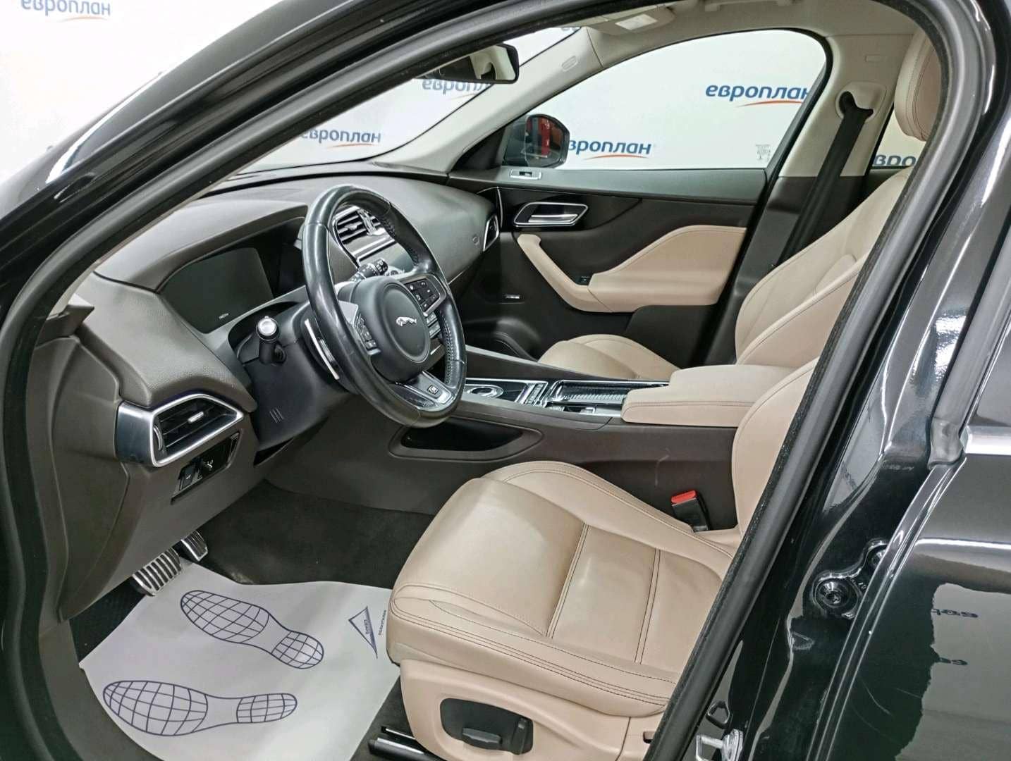 Jaguar F-PACE,  144 037 км, 2018 года в лизинг