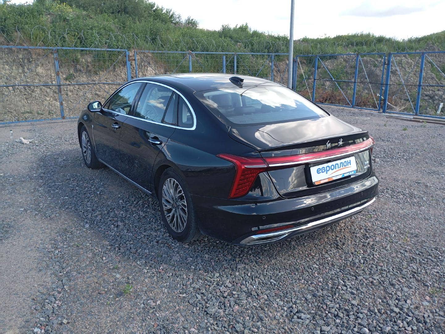 Hongqi H5,  168 468 км, 2024 года в лизинг