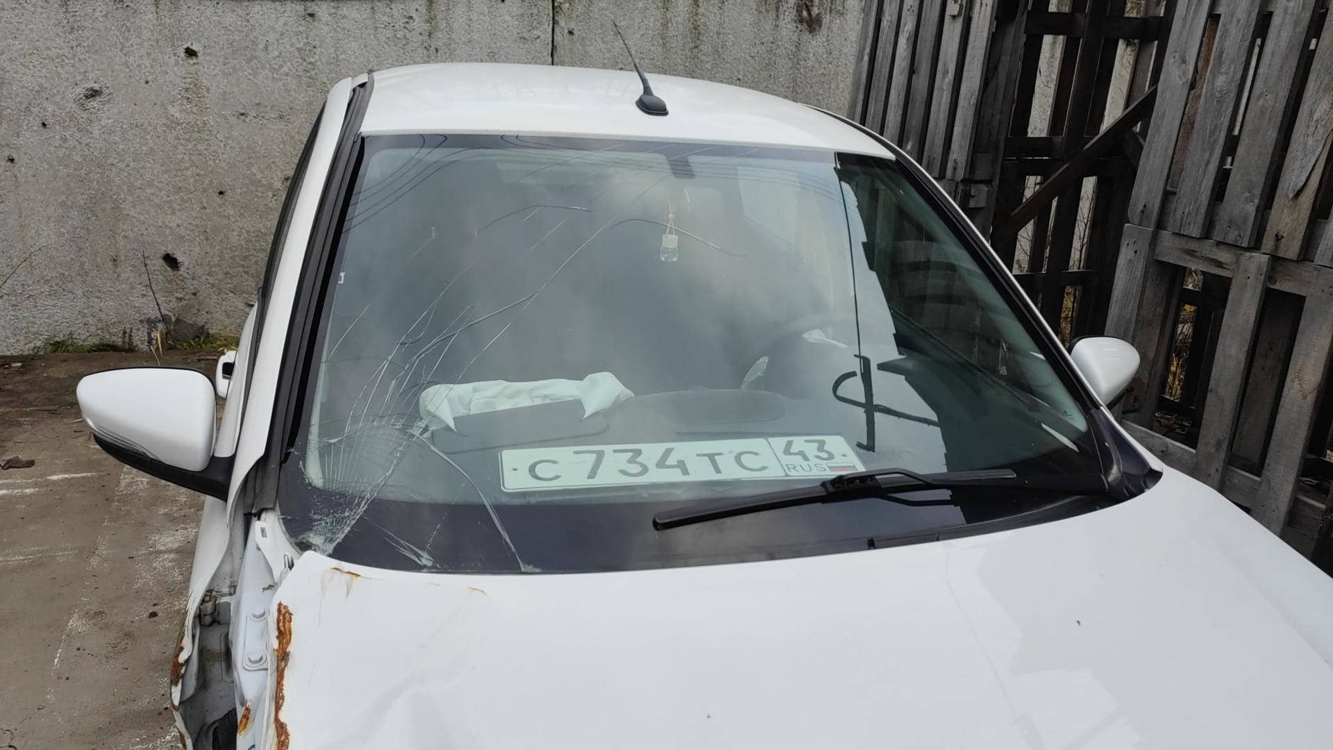 Lada Granta лифтбек,  100 000 км, 2024 года