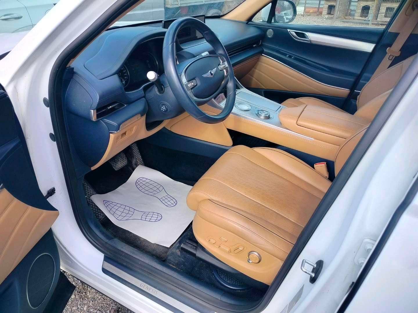 Genesis GV80,  165 830 км, 2021 года в лизинг