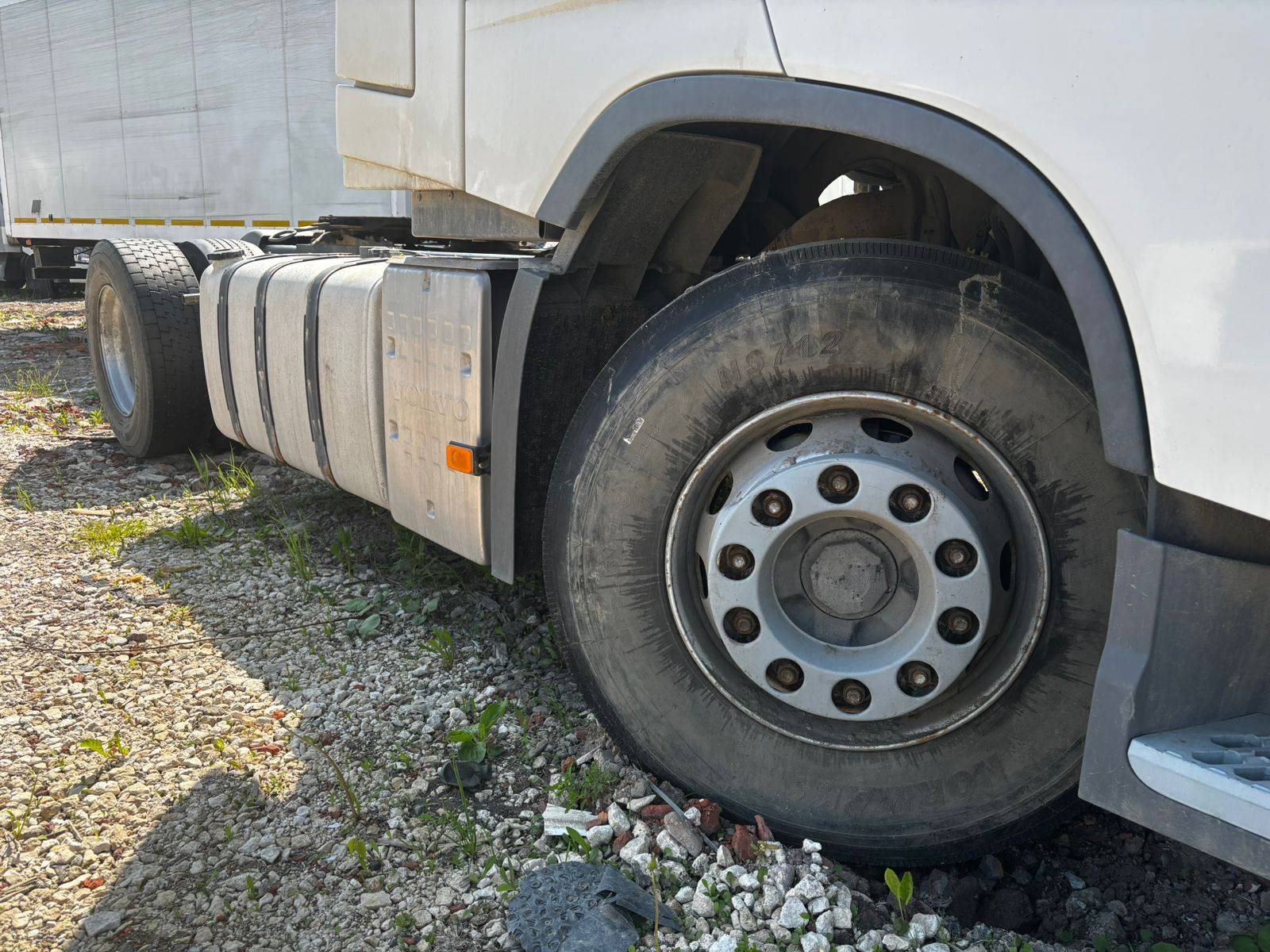 Volvo FH 460 4x2 (FH Globetrotter) Лот 000007053