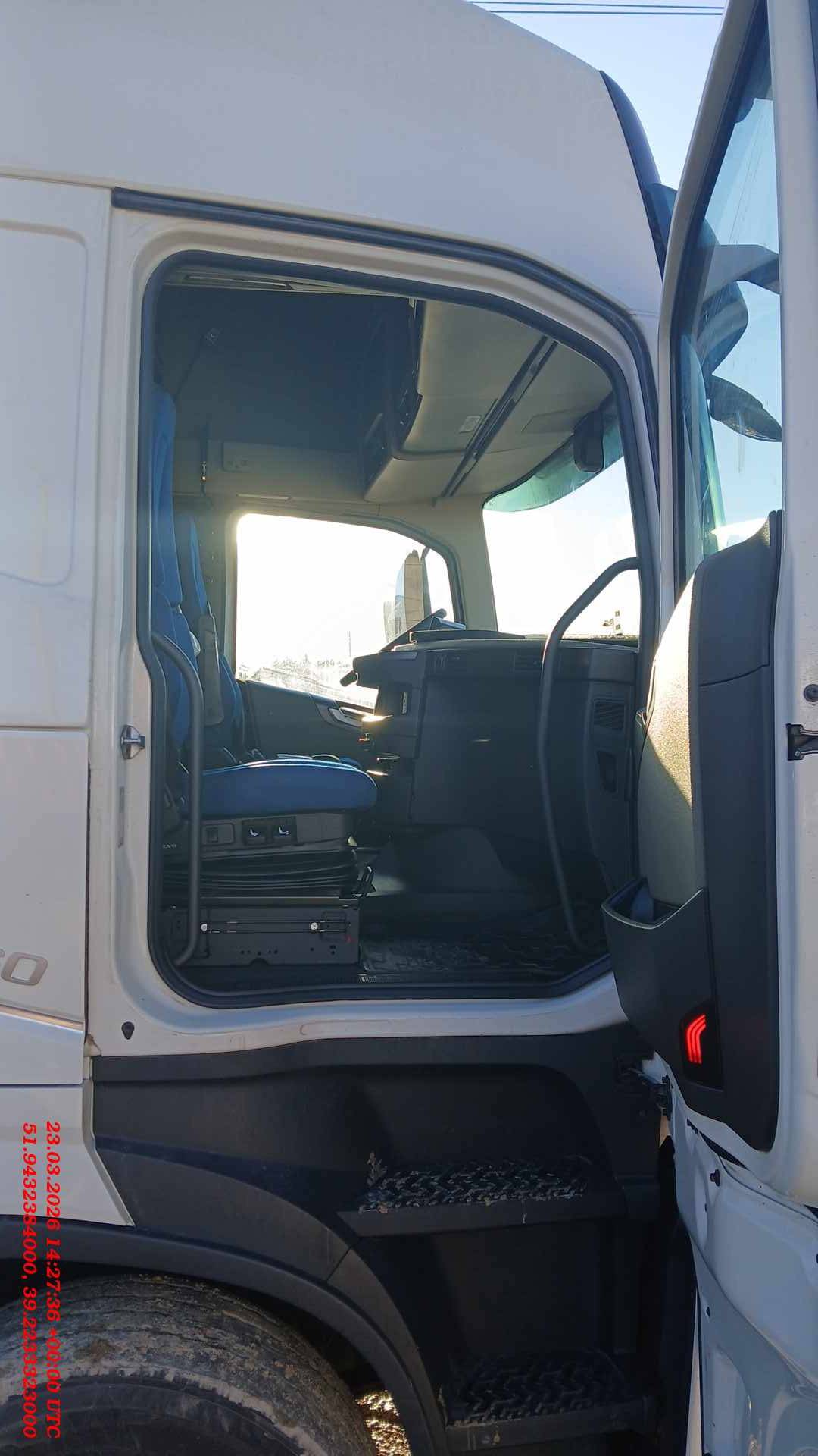 Volvo FH 460 4x2 (FH Globetrotter XL),  689 226 км, 2022 года в лизинг