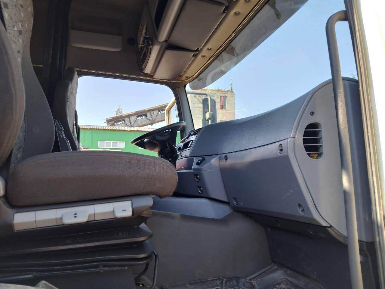 КАМАЗ 5490-S5 (M1840),  451 458 км, 2021 года в лизинг