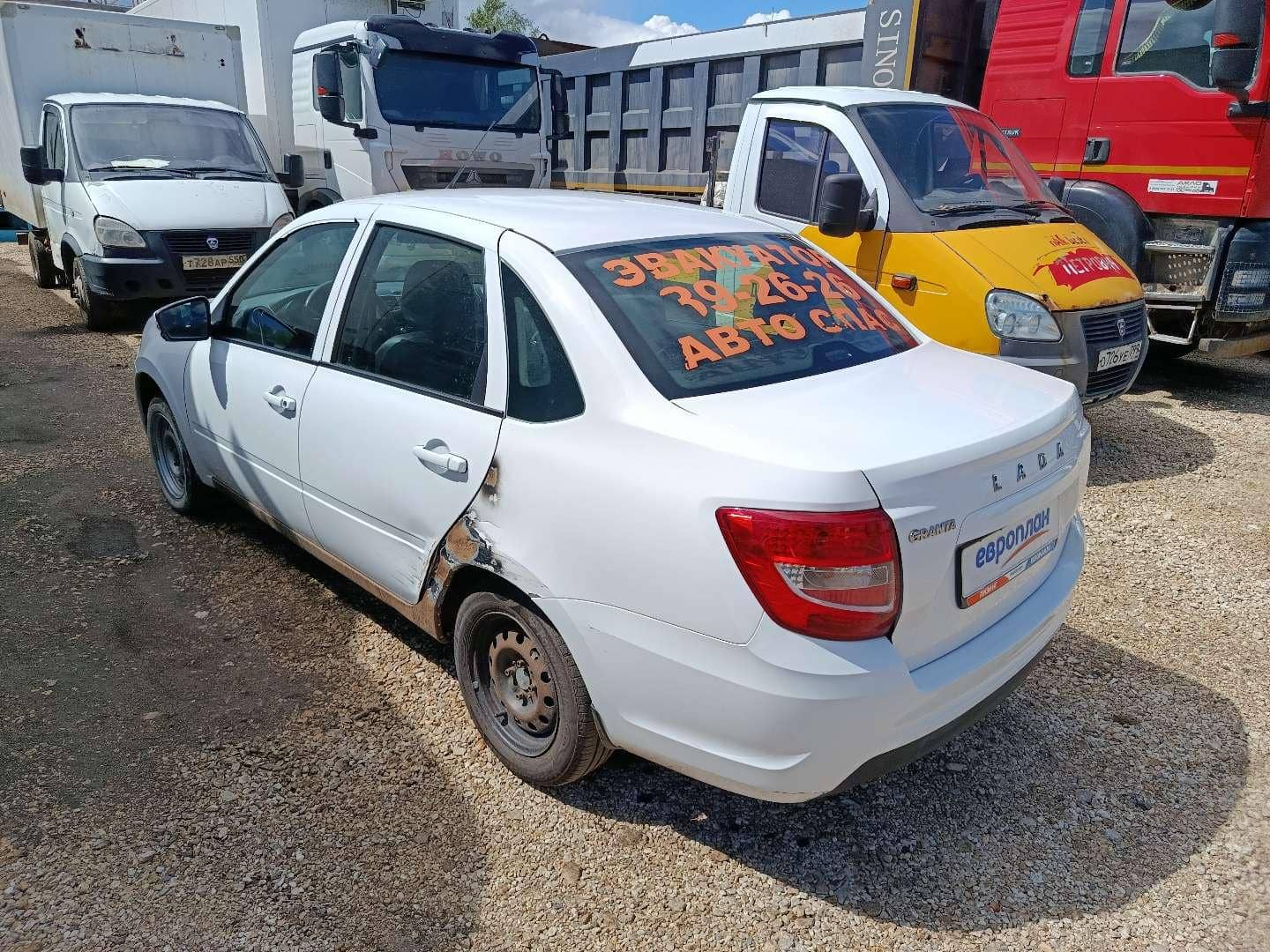 Lada Granta седан,  309 130 км, 2023 года в лизинг