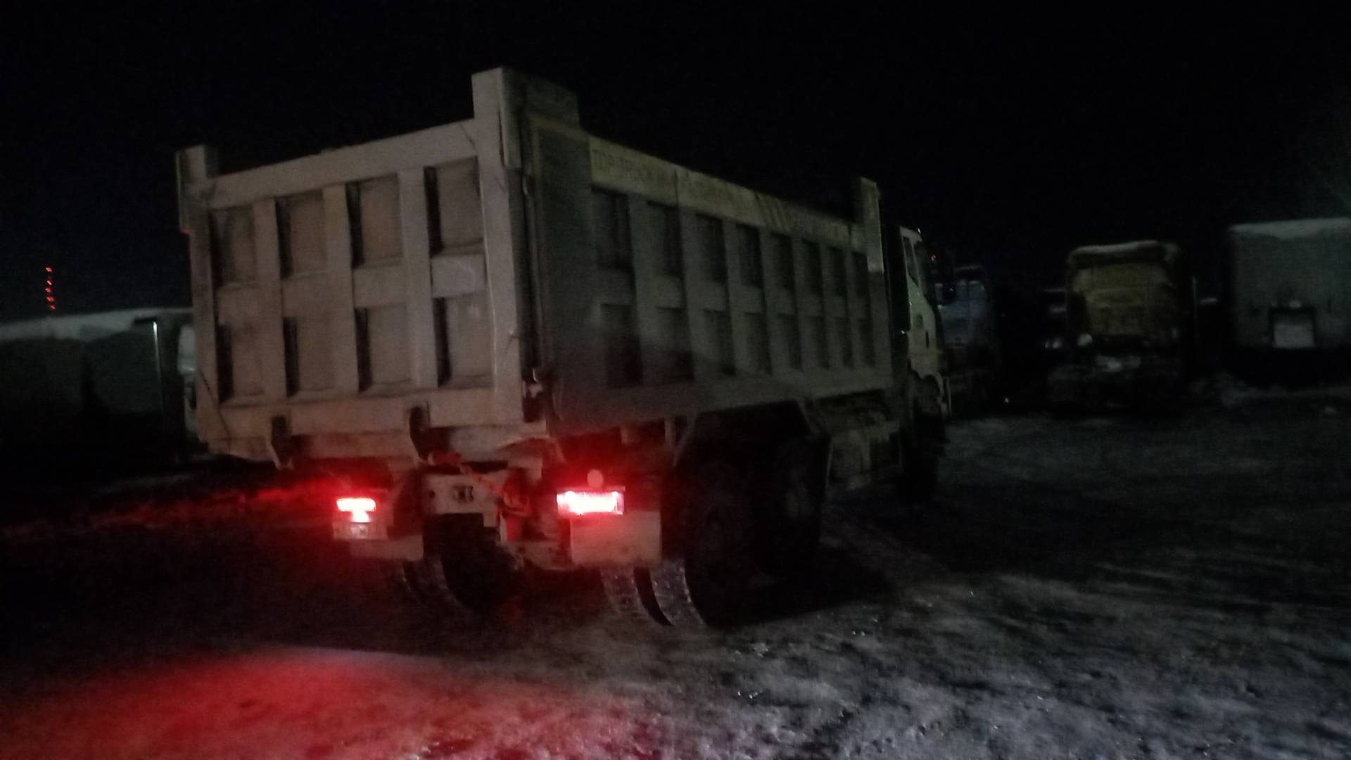 FAW CA3250P66K24T1E5 6х4,  142 068 км, 2022 года в лизинг