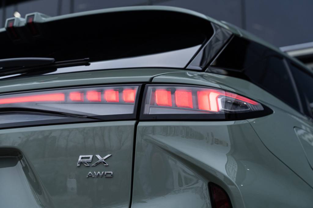 EXEED RX 2.0T 8AT Premium BI, RI, WI 4WD, IOV