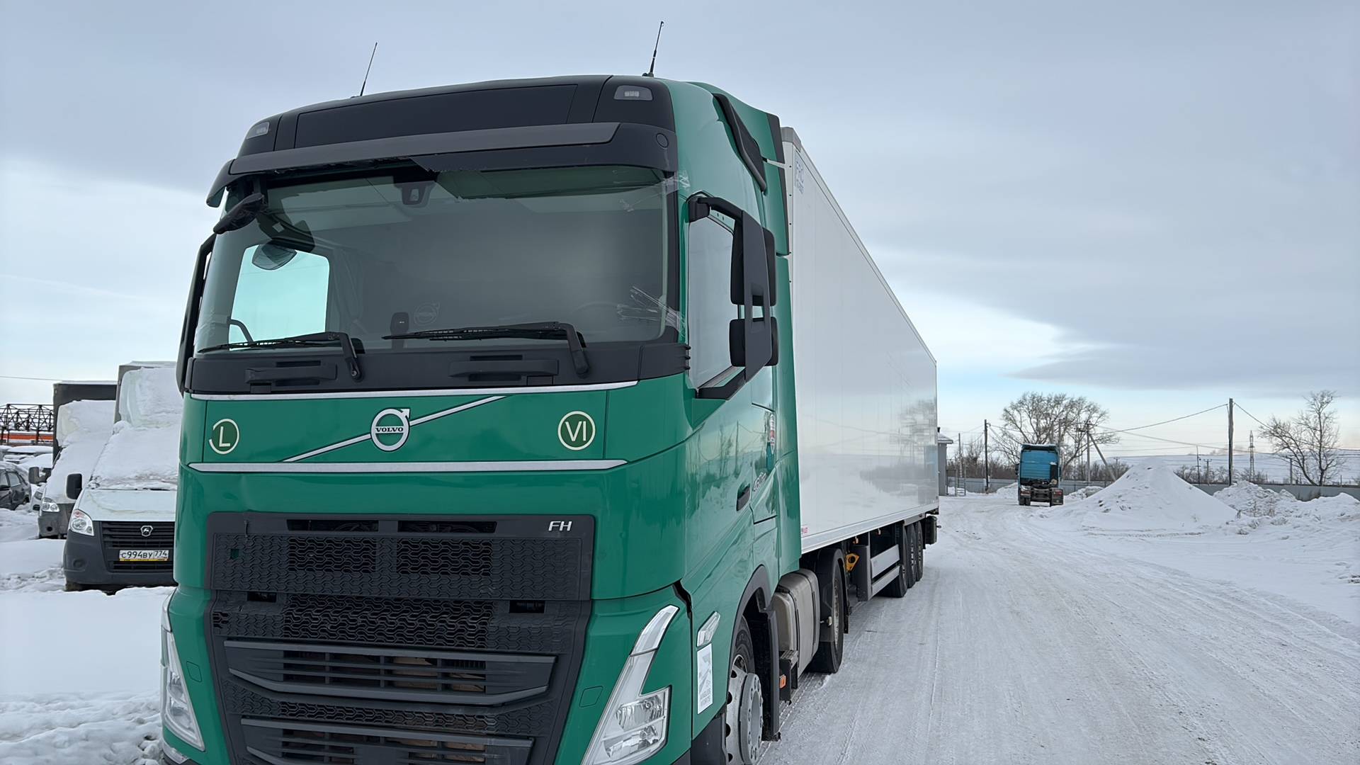 Volvo FH 460 4x2 (FH Globetrotter),  532 102 км, 2021 года в лизинг