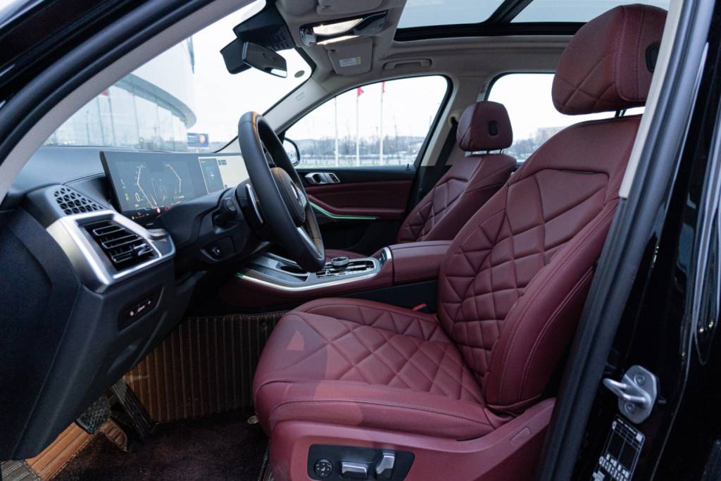 BMW X5 xDrive30Li AT Premium M Sport